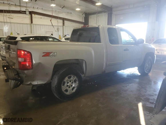 2007 Chevrolet Silverado 1500 LT w/1LT with VIN 1GCEK19J27E598123, listed as a Copart auction lot 49829725 with 188,665 mi miles and Clean Title. Bid and sale history available at carsss.com. Image 3.