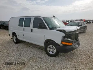 2020 Chevrolet Express Cargo with VIN 1GCWGAFP7L1127228, listed as a Copart auction lot 58584465 with 83,826 mi miles and Salvage title. Bid and sale history available at DreamBid. Image 4.