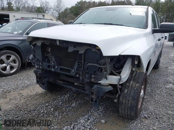 2018 Ram 2500 Tradesman with VIN 3C6UR4CJ5JG313018, listed as a IAAI auction lot 41757482 with 189,507 mi miles and . Bid and sale history available at DreamBid. Image 6.