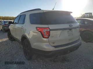 2018 Ford Explorer XLT with VIN 1FM5K8D89JGA55159, listed as a Copart auction lot 76844064 with 132,936 mi miles and Salvage Title. Bid and sale history available at carsss.com. Image 2.