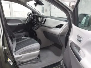 2019 Toyota Sienna LE Auto Access Seat with VIN 5TDKZ3DCXKS012628, listed as a IAAI auction lot 41666314 with 72,428 mi miles and . Bid and sale history available at DreamBid. Image 5.