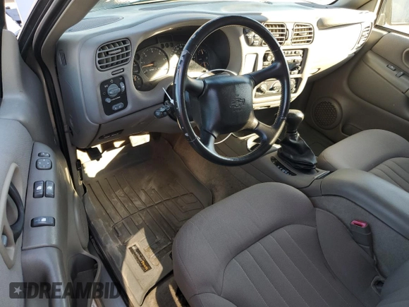 2004 Chevrolet Blazer LS z VIN 1GNCT18X94K116116, wystawiony jako Copart lot #42378015 z przebiegiem 112 272 mil mil oraz Czysty tytuł • Clean title. Historia ofert i sprzedaży dostępna na DreamBid. Obrazek 8.
