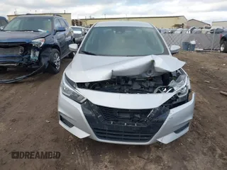 2021 Nissan Versa SV with VIN 3N1CN8EV8ML844199, listed as a IAAI auction lot 41008289 with 95,249 mi miles. Bid and sale history available at carsss.com. Image 12.