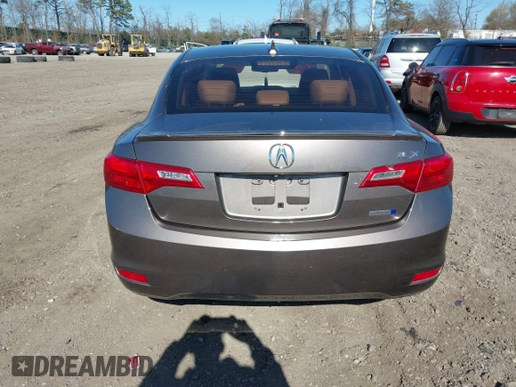 2014 Acura ILX Hybrid Tech Pkg with VIN 19VDE3F79EE300331, listed as a IAAI auction lot 42067961 with 147,348 mi miles. Bid and sale history available at carsss.com. Image 16.