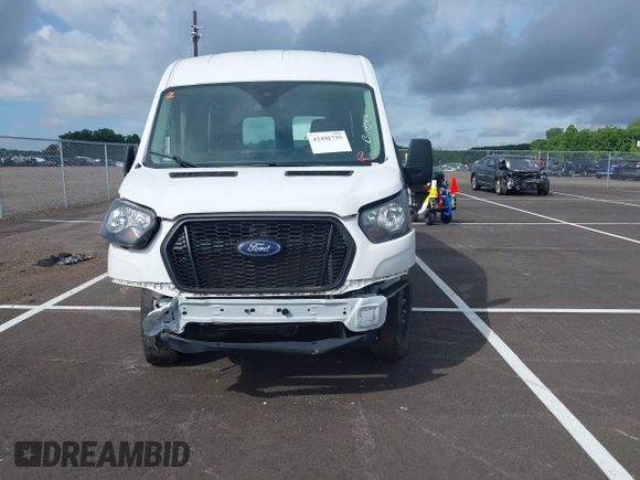 2022 Ford Transit Cargo with VIN 1FTBR1C83NKA81478, listed as a IAAI auction lot 42491735 with 12,902 mi miles and . Bid and sale history available at DreamBid. Image 12.