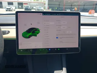 2022 Tesla Model 3 Long Range z VIN 5YJ3E1EB6NF106038, wystawiony jako IAAI lot #42214585 z przebiegiem 40 667 mil mil oraz . Historia ofert i sprzedaży dostępna na DreamBid. Obrazek 7.