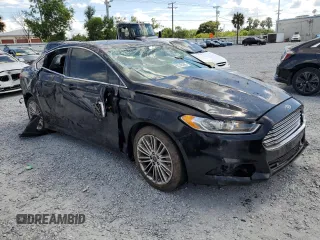 2016 Ford Fusion SE with VIN 3FA6P0HD5GR271861, listed as a Copart auction lot 62743295 with 125,599 mi miles and Salvage title. Bid and sale history available at DreamBid. Image 4.