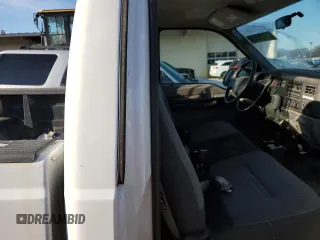 2002 Ford F-250 XL с VIN 1FTNF21L92EA29480, выставлен на аукционе Copart как лот 43994685 с пробегом Не указан миль и Чистый • Clean title. История ставок и продаж доступна на DreamBid. Изображение 10.