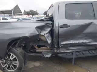 2018 Toyota Tundra 4WD SR5 with VIN 5TFDY5F19JX744986, listed as a IAAI auction lot 41762297 with 42,048 mi miles. Bid and sale history available at carsss.com. Image 6.