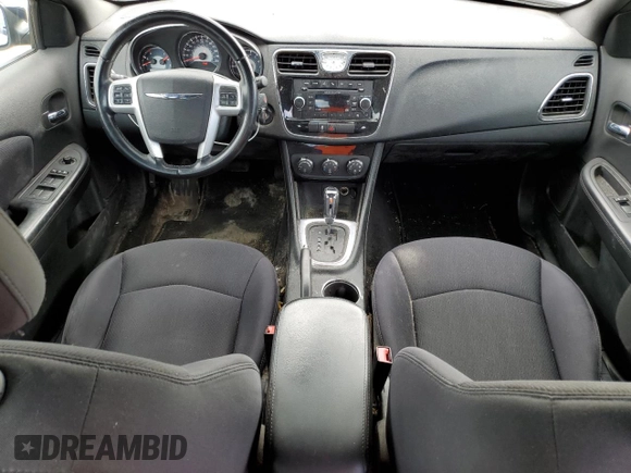 2013 Chrysler 200 Touring with VIN 1C3CCBBB6DN579054, listed as a Copart auction lot 55364235 with 132,901 mi miles and Non Repairable. Bid and sale history available at DreamBid. Image 8.