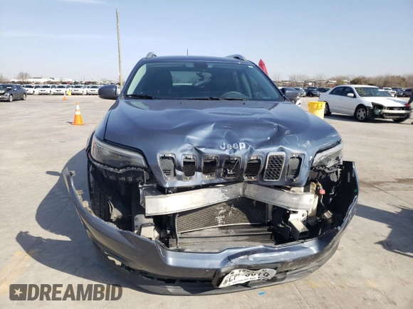 2020 Jeep Cherokee Latitude Plus with VIN 1C4PJLLB8LD556256, listed as a Copart auction lot 45321825 with 113,805 mi miles and Salvage Title. Bid and sale history available at carsss.com. Image 5.