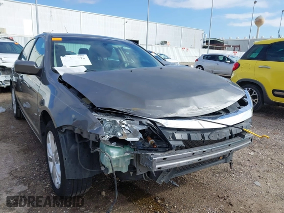 2012 Ford Fusion SE z VIN 3FAHP0HG0CR436745, wystawiony jako IAAI lot #41598812 z przebiegiem 116 305 mil mil oraz . Historia ofert i sprzedaży dostępna na DreamBid. Obrazek 6.