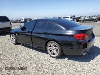2013 BMW 5 Series 550i xDrive z VIN WBAFU9C54DDY72476, wystawiony jako Copart lot #56338925 z przebiegiem 76 018 mil mil oraz Szkoda całkowita • Salvage title. Historia ofert i sprzedaży dostępna na DreamBid. Obrazek 2.