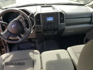 2020 Ford F-250 XL z VIN 1FT7X2BN5LEE72152, wystawiony jako Copart lot #48145395 z przebiegiem 20 757 mil mil oraz Szkoda całkowita • Salvage title. Historia ofert i sprzedaży dostępna na DreamBid. Obrazek 8.