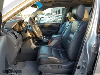 2006 Honda Pilot EX-L with RES with VIN 5FNYF28626B016877, listed as a Copart auction lot 85052884 with 201,001 mi miles and Salvage Title. Bid and sale history available at carsss.com. Image 7.