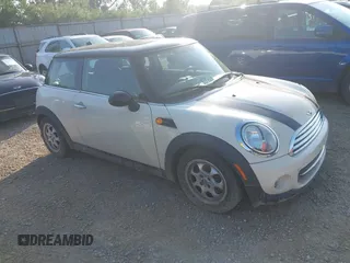 2013 MINI Hardtop with VIN WMWSU3C5XDT687396, listed as a IAAI auction lot 42669510 with 116,143 mi miles and . Bid and sale history available at DreamBid. Image 1.