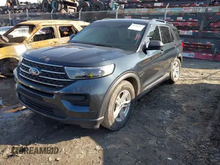 2022 Ford Explorer XLT with VIN 1FMSK7DH8NGB75800, listed as a IAAI auction lot 41581992 with 26,692 mi miles and . Bid and sale history available at DreamBid. Image 2.