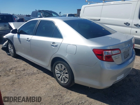 2014 Toyota Camry L with VIN 4T1BF1FK7EU404947, listed as a IAAI auction lot 41762291 with 1 mi miles. Bid and sale history available at carsss.com. Image 3.