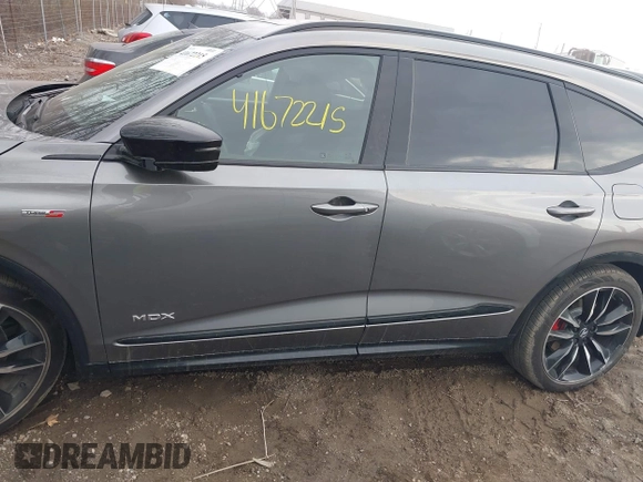 2024 Acura MDX Type S w/Advance Package with VIN 5J8YD8H82RL003690, listed as a IAAI auction lot 41672215 with 4,329 mi miles. Bid and sale history available at carsss.com. Image 14.