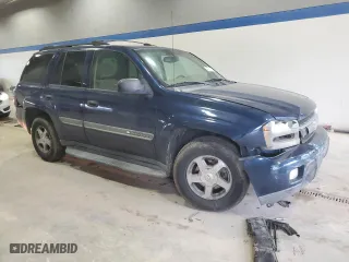 2002 Chevrolet TrailBlazer LT with VIN 1GNDT13S922406255, listed as a Copart auction lot 48053075 with 122,159 mi miles and Salvage Title. Bid and sale history available at carsss.com. Image 4.