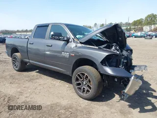 2019 Ram 1500 Big Horn z VIN 1C6RR7TT2KS601808, wystawiony jako IAAI lot #41367475 z przebiegiem 117 678 mil mil oraz . Historia ofert i sprzedaży dostępna na DreamBid. Obrazek 1.