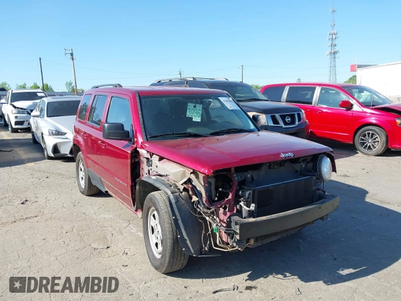 2017 Jeep Patriot Sport with VIN 1C4NJPBB8HD103682, listed as a IAAI auction lot 42001898 with 204,000 mi miles. Bid and sale history available at carsss.com. Image 1.