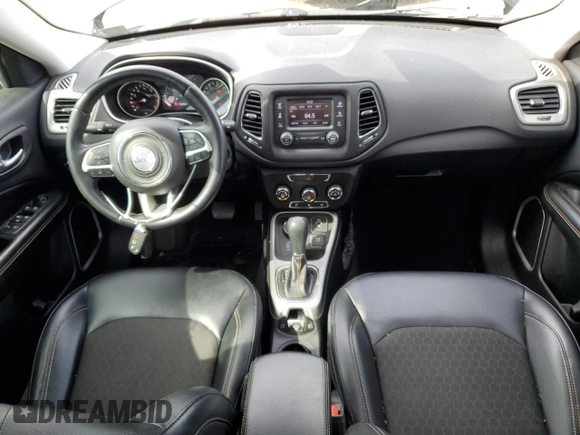 2018 Jeep Compass Latitude с VIN 3C4NJDBB0JT103397, выставлен на аукционе Copart как лот 56085475 с пробегом 108 509 миль миль и Списание • Salvage title. История ставок и продаж доступна на DreamBid. Изображение 8.