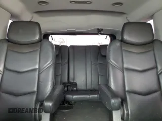 2019 Cadillac Escalade Luxury z VIN 1GYS4BKJXKR332356, wystawiony jako Copart lot #51145745 z przebiegiem 117 398 mil mil oraz Szkody całkowita. Historia ofert i sprzedaży dostępna na DreamBid. Obrazek 10.