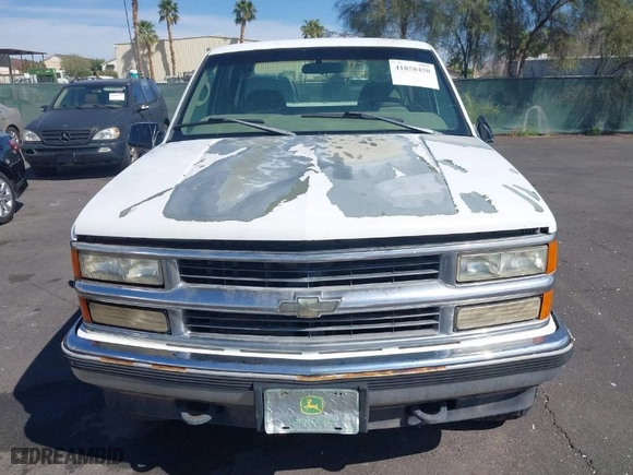 1998 Chevrolet C/K 1500 with VIN 2GCEK19R5W1257790, listed as a IAAI auction lot 41858450 with NaN miles. Bid and sale history available at carsss.com. Image 12.
