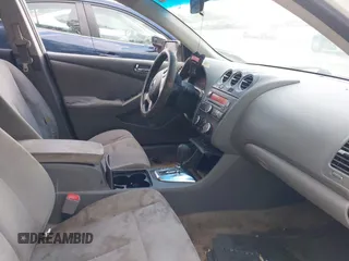 2012 Nissan Altima 2.5 with VIN 1N4AL2AP7CN403067, listed as a IAAI auction lot 42188069 with 148,328 mi miles and . Bid and sale history available at DreamBid. Image 5.