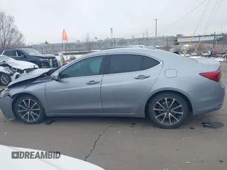 2015 Acura TLX V6 Tech with VIN 19UUB2F54FA020816, listed as a IAAI auction lot 41600870 with 76,055 mi miles. Bid and sale history available at carsss.com. Image 13.