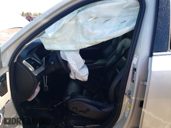 2021 Volvo XC90 Inscription with VIN YV4A221L1M1678918, listed as a Copart auction lot 46607175 with 39,425 mi miles and Salvage title. Bid and sale history available at DreamBid. Image 7.