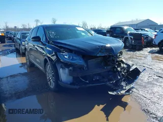 2017 Lincoln MKX Reserve with VIN 2LMPJ8LR5HBL31476, listed as a IAAI auction lot 41651653 with 69,243 mi miles. Bid and sale history available at carsss.com. Image 1.