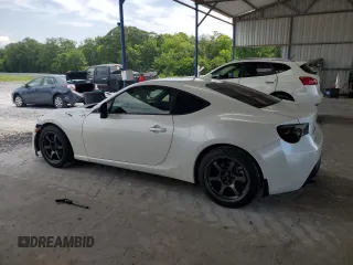 2013 Scion FR-S z VIN JF1ZNAA10D2724258, wystawiony jako Copart lot #60417725 z przebiegiem 138 315 mil mil oraz Czysty tytuł • Clean title. Historia ofert i sprzedaży dostępna na DreamBid. Obrazek 2.