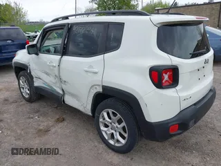 2015 Jeep Renegade Latitude with VIN ZACCJBBT0FPB76457, listed as a IAAI auction lot 42172296 with 75,568 mi miles and . Bid and sale history available at DreamBid. Image 3.