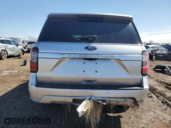 2019 Ford Expedition Platinum with VIN 1FMJU1MT8KEA88753, listed as a Copart auction lot 49812625 with 20,718 mi miles and Salvage Title. Bid and sale history available at carsss.com. Image 6.