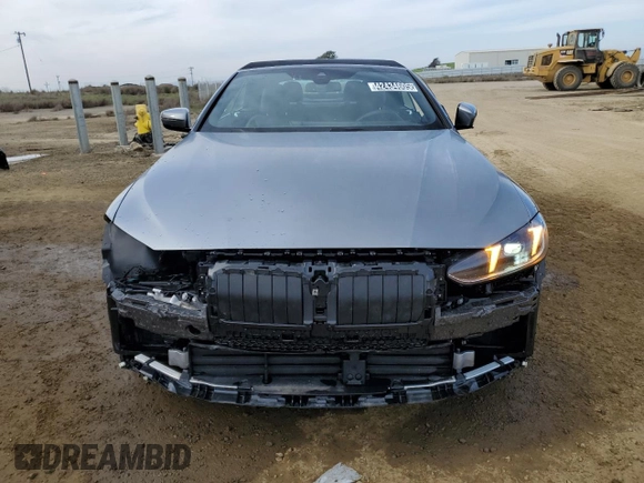 2025 BMW 4 Series 430i xDrive with VIN WBA53DB00SCS31044, listed as a Copart auction lot 42434605 with 19,790 mi miles and Clean Title. Bid and sale history available at DreamBid. Image 5.
