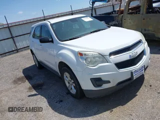 2013 Chevrolet Equinox LS with VIN 2GNALBEK1D6432845, listed as a IAAI auction lot 42008299 with 188,244 mi miles. Bid and sale history available at carsss.com. Image 1.