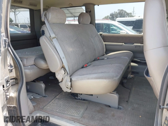 2001 GMC Safari z VIN 1GKDM19W21B502635, wystawiony jako IAAI lot #42368626 z przebiegiem 150 336 mil mil oraz . Historia ofert i sprzedaży dostępna na DreamBid. Obrazek 8.