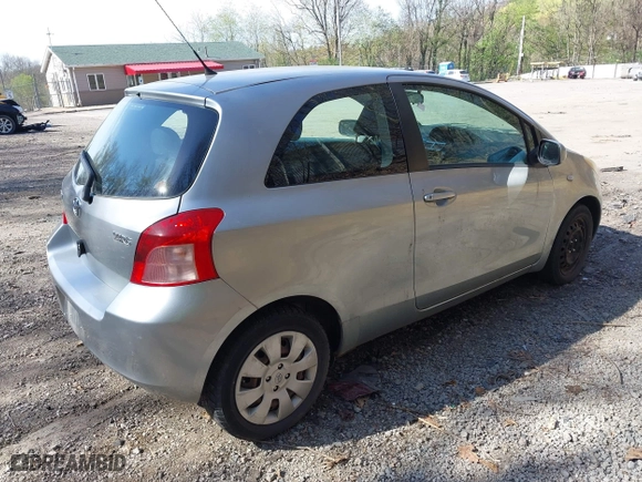 2008 Toyota Yaris with VIN JTDJT923685204274, listed as a IAAI auction lot 42119499 with 147,696 mi miles. Bid and sale history available at carsss.com. Image 4.