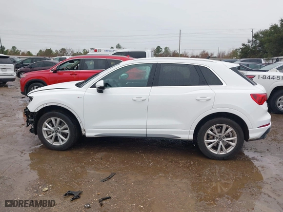 2023 Audi Q3 S line Premium with VIN WA1DECF35P1127797, listed as a IAAI auction lot 41353532 with 34,581 mi miles. Bid and sale history available at carsss.com. Image 14.