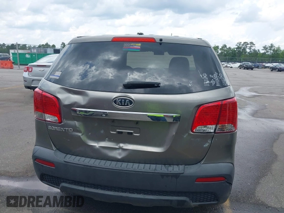 2013 Kia Sorento LX with VIN 5XYKT3A1XDG381218, listed as a IAAI auction lot 42511747 with 130,253 mi miles and . Bid and sale history available at DreamBid. Image 13.