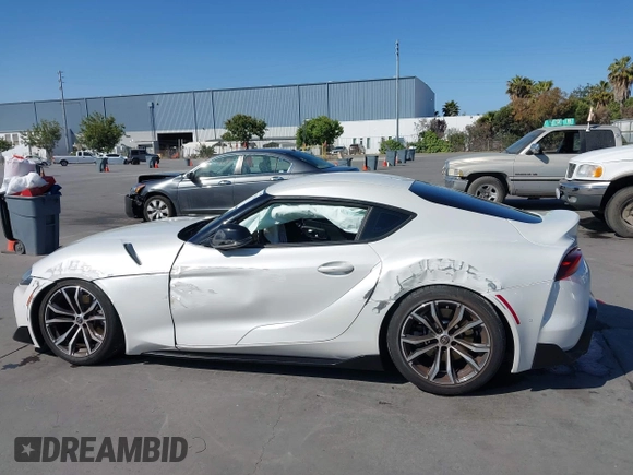 2021 Toyota Supra 2.0 with VIN WZ1DB2C01MW039946, listed as a IAAI auction lot 42519516 with 21,073 mi miles and . Bid and sale history available at DreamBid. Image 14.