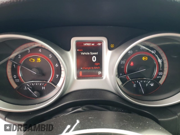 2015 Dodge Journey SE z VIN 3C4PDCABXFT715058, wystawiony jako Copart lot #49233205 z przebiegiem 147 651 mil mil oraz Nie do naprawy • Non repairable. Historia ofert i sprzedaży dostępna na DreamBid. Obrazek 9.