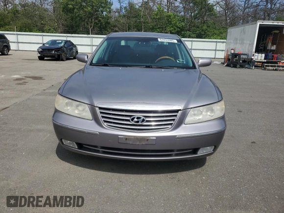 2006 Hyundai Azera SE with VIN KMHFC46F76A038943, listed as a Copart auction lot 63933985 with 55,357 mi miles and Clean title. Bid and sale history available at DreamBid. Image 5.