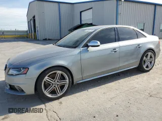 2010 Audi S4 Prestige z VIN WAUKGAFL8AA102764, wystawiony jako Copart lot #57839715 z przebiegiem 120 369 mil mil oraz Szkoda całkowita • Salvage title. Historia ofert i sprzedaży dostępna na DreamBid. Obrazek 1.