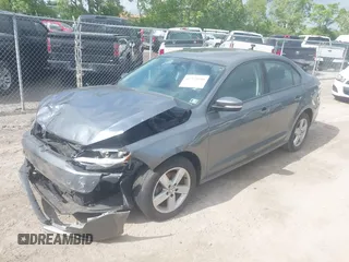 2012 Volkswagen Jetta TDI w/Premium & Nav с VIN 3VWLL7AJ1CM394756, выставлен на аукционе IAAI как лот 42378030 с пробегом 130 515 миль миль и . История ставок и продаж доступна на DreamBid. Изображение 18.