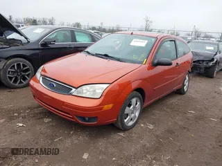 2005 Ford Focus S with VIN 3FAFP31N65R123039, listed as a IAAI auction lot 42010165 with 133,750 mi miles and . Bid and sale history available at carsss.com. Image 2.