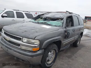 2002 Chevrolet Tahoe LT with VIN 1GNEK13Z42J219242, listed as a IAAI auction lot 41208846 with 279,366 mi miles. Bid and sale history available at carsss.com. Image 2.