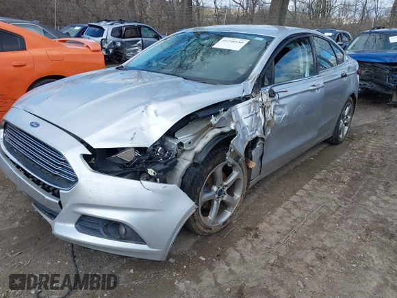 2013 Ford Fusion SE with VIN 3FA6P0HR0DR382809, listed as a IAAI auction lot 41240180 with 129,961 mi miles and . Bid and sale history available at DreamBid. Image 2.